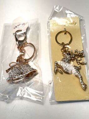 Fashion Jewelry Gold-Tone Crystal Reindeer Keychain and bells keychain